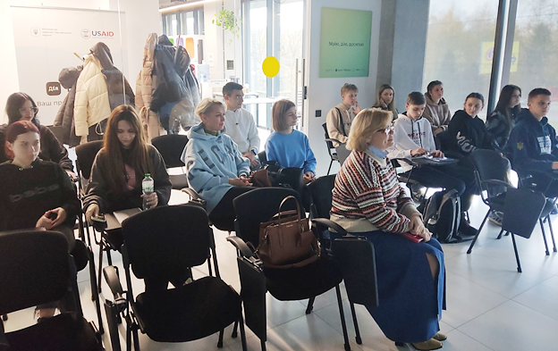 Зацікавлена студентська авдиторія Центру Дія.Бізнес із гарантом магістерської освітньої програми Мариною Орап